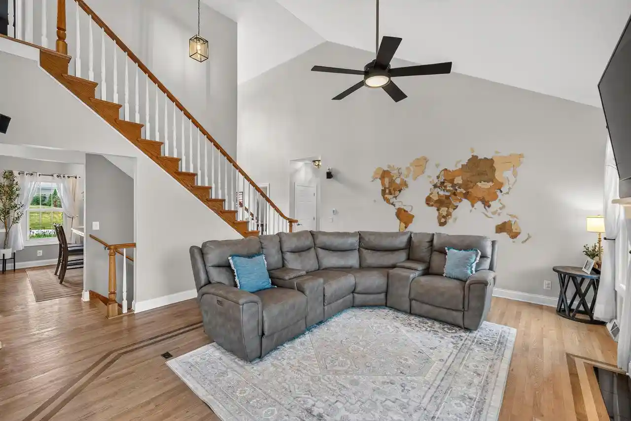 4th image of N6215 Kapur Dr Dr, Sheboygan Falls, WI 53085 | MLS# 1970836