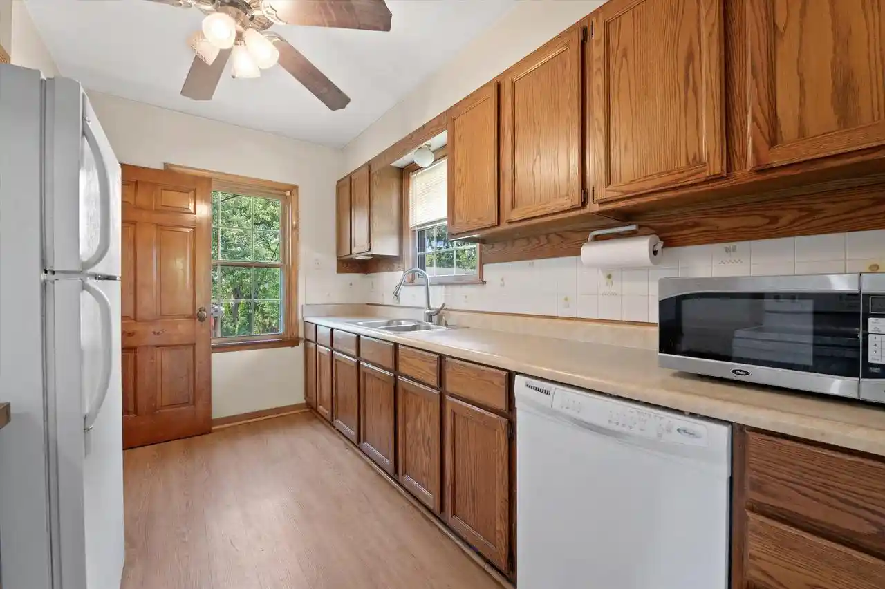 4th image of N84W16278 Donald Avenue Avenue, Menomonee Falls, WI 53051 | MLS# 1970842