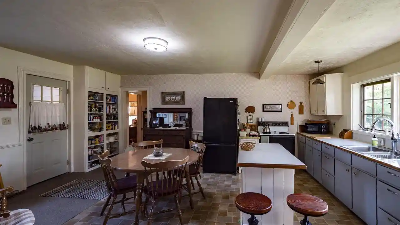 5th image of 1600 Townsend Road Road, Waupaca, WI 54981 | MLS# 50328793