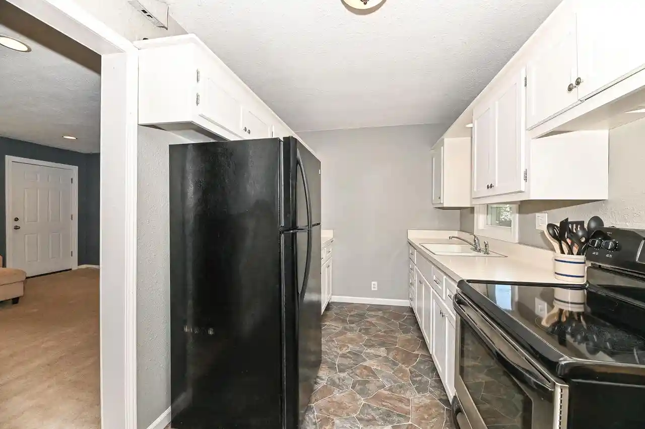 Homes for sale in Muskego, WI | S64W18606 Topaz Dr Dr, Muskego, WI 53150 | MLS# 1970838