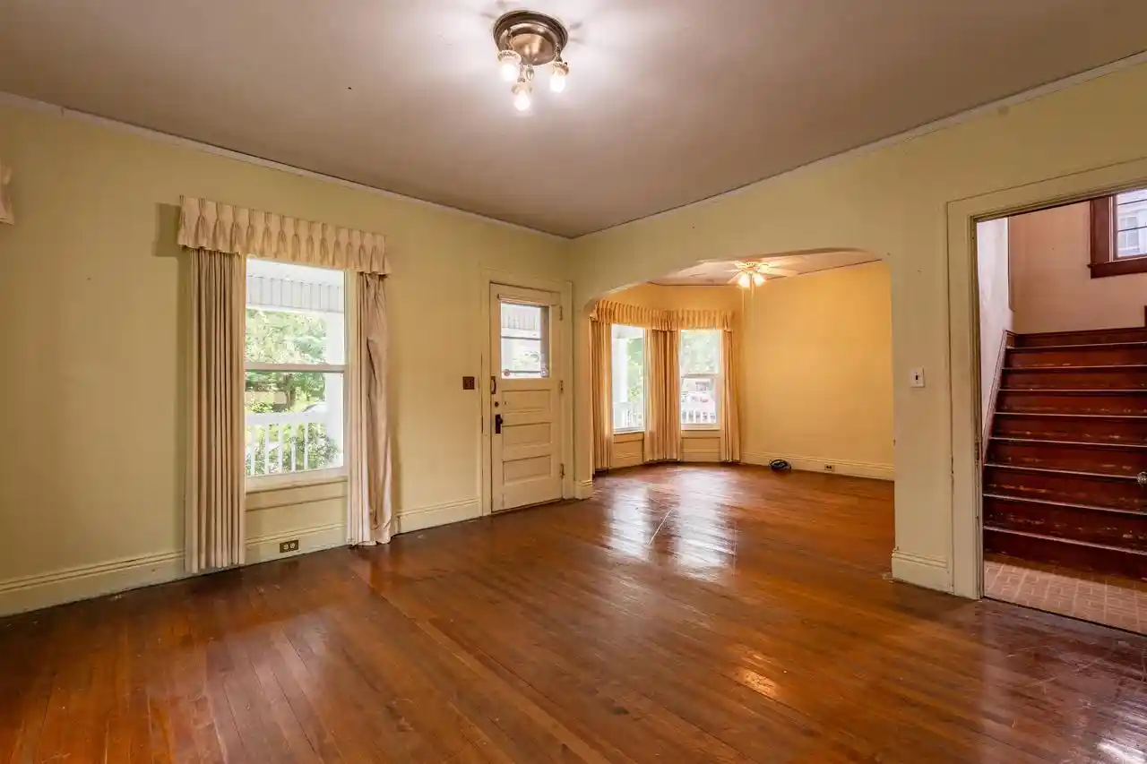 3rd image of 810 Adams Street Street, Wausau, WI 54403 | MLS# 22603173