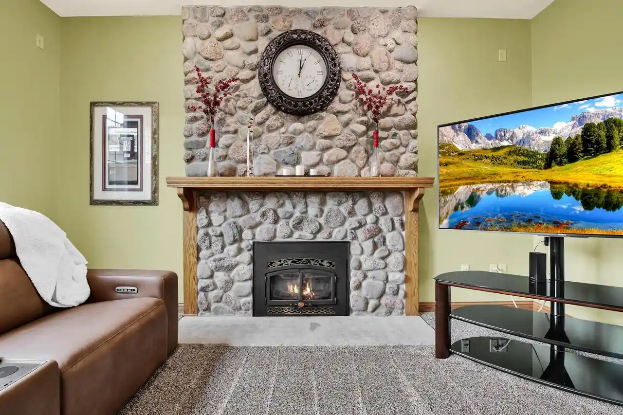Homes for sale in Colgate, WI | 615 Kettle Ridge Ridge, Colgate, WI 53017 | MLS# 1970849