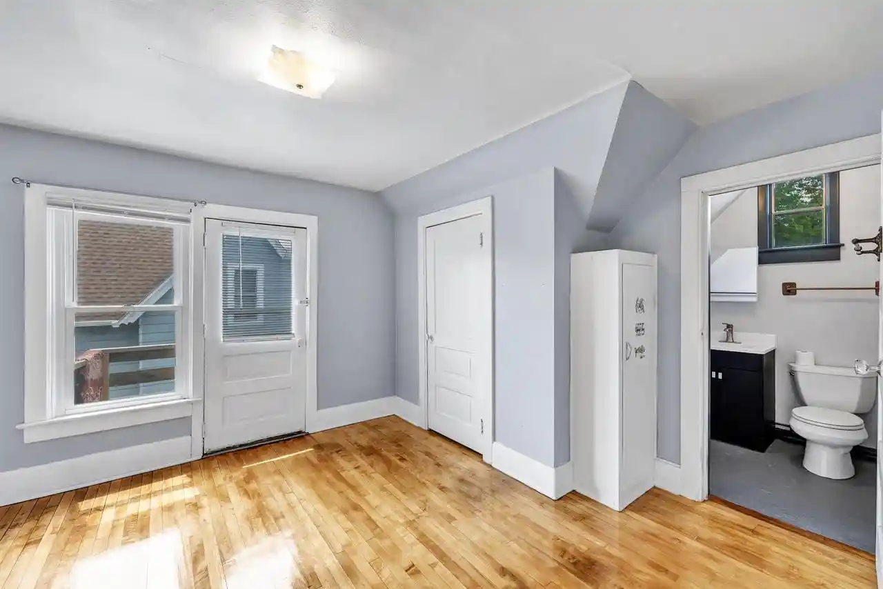 27th image of 121 Woodlawn Street Street, Green Bay, WI 54303 | MLS# 50328827