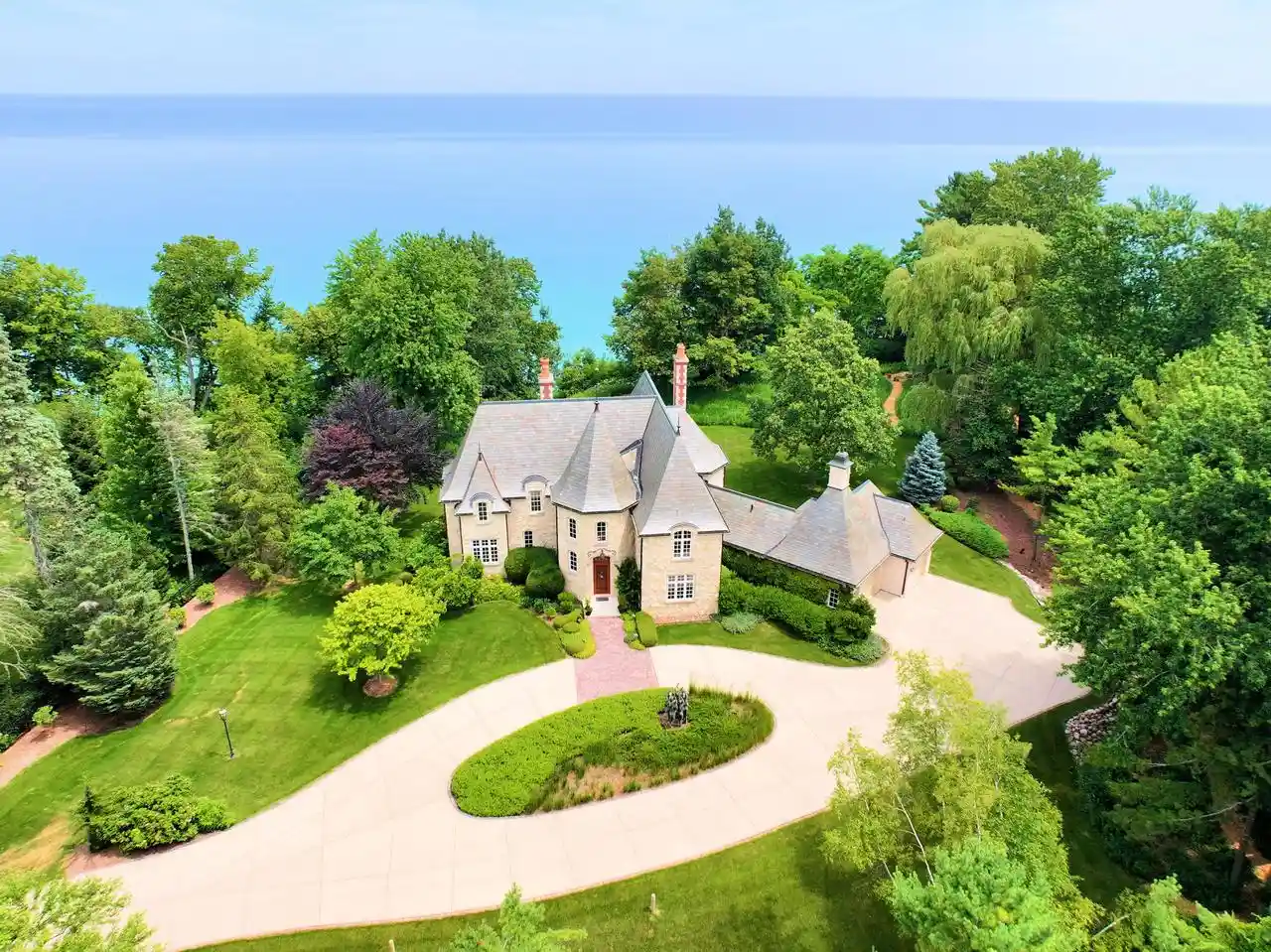 1st image of 11602 N Shorecliff Lane Lane, Mequon, WI 53092 | MLS# 1970852