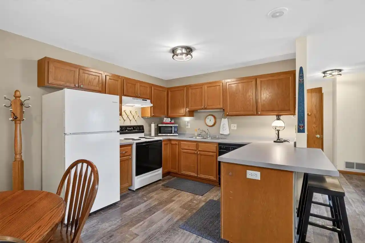53rd image of 403 Hanson Road Road, Stoughton, WI 53589 | MLS# 2027695