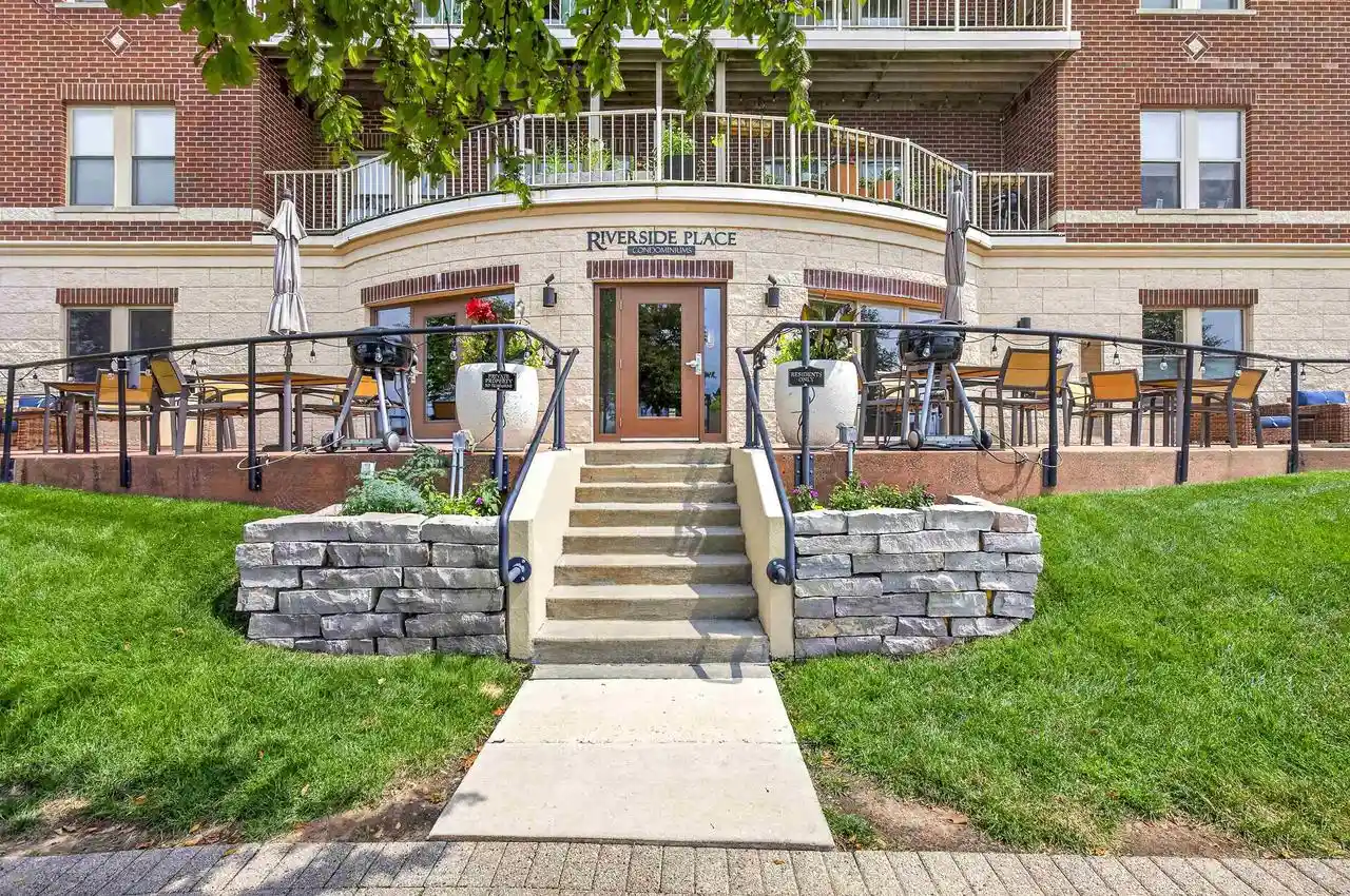 Homes for sale in Green Bay, WI | 118 S Washington Street Street #326A, Green Bay, WI 54301 | MLS# 50328833