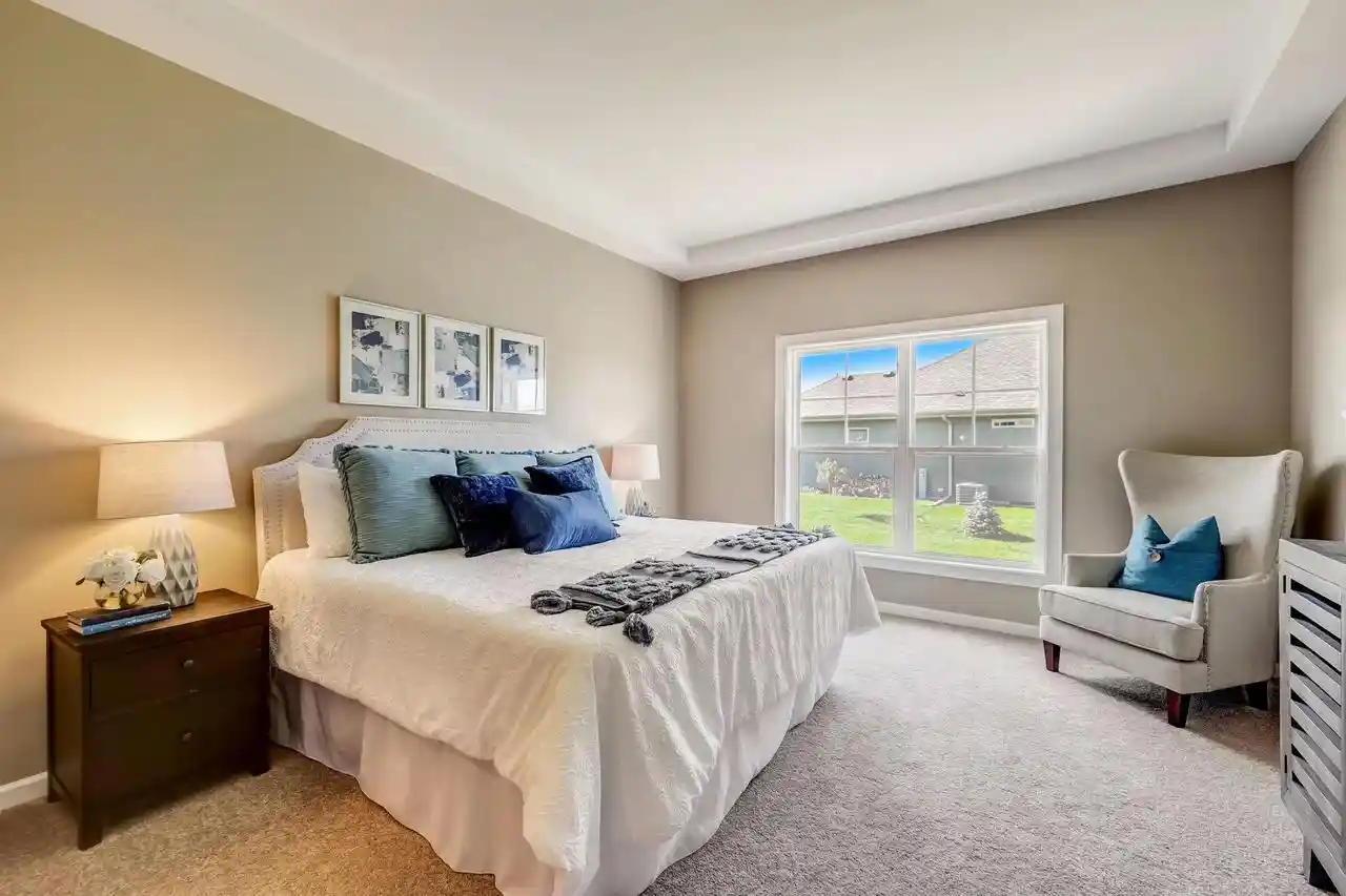 2nd image of 1356 Prairie Creek Cir Cir, Oconomowoc, WI 53066