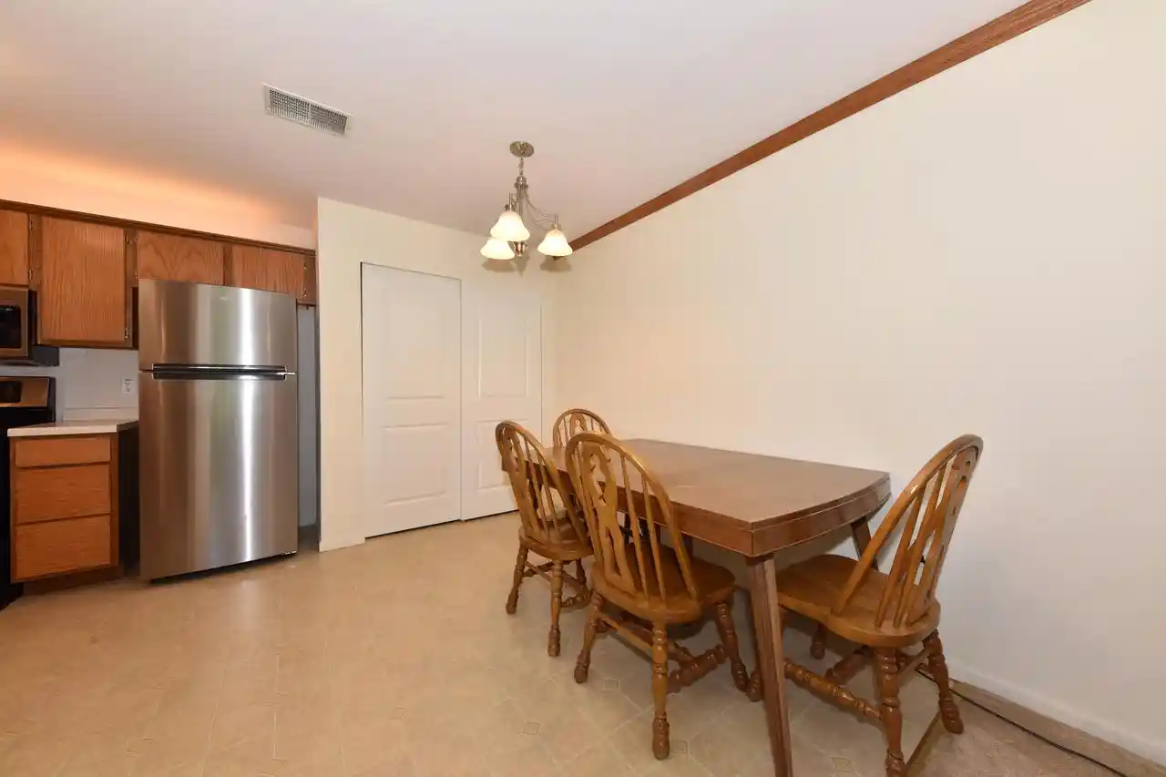 2nd image of 3620 E Barbara Court Court #8, Oak Creek, WI 53154 | MLS# 1970878