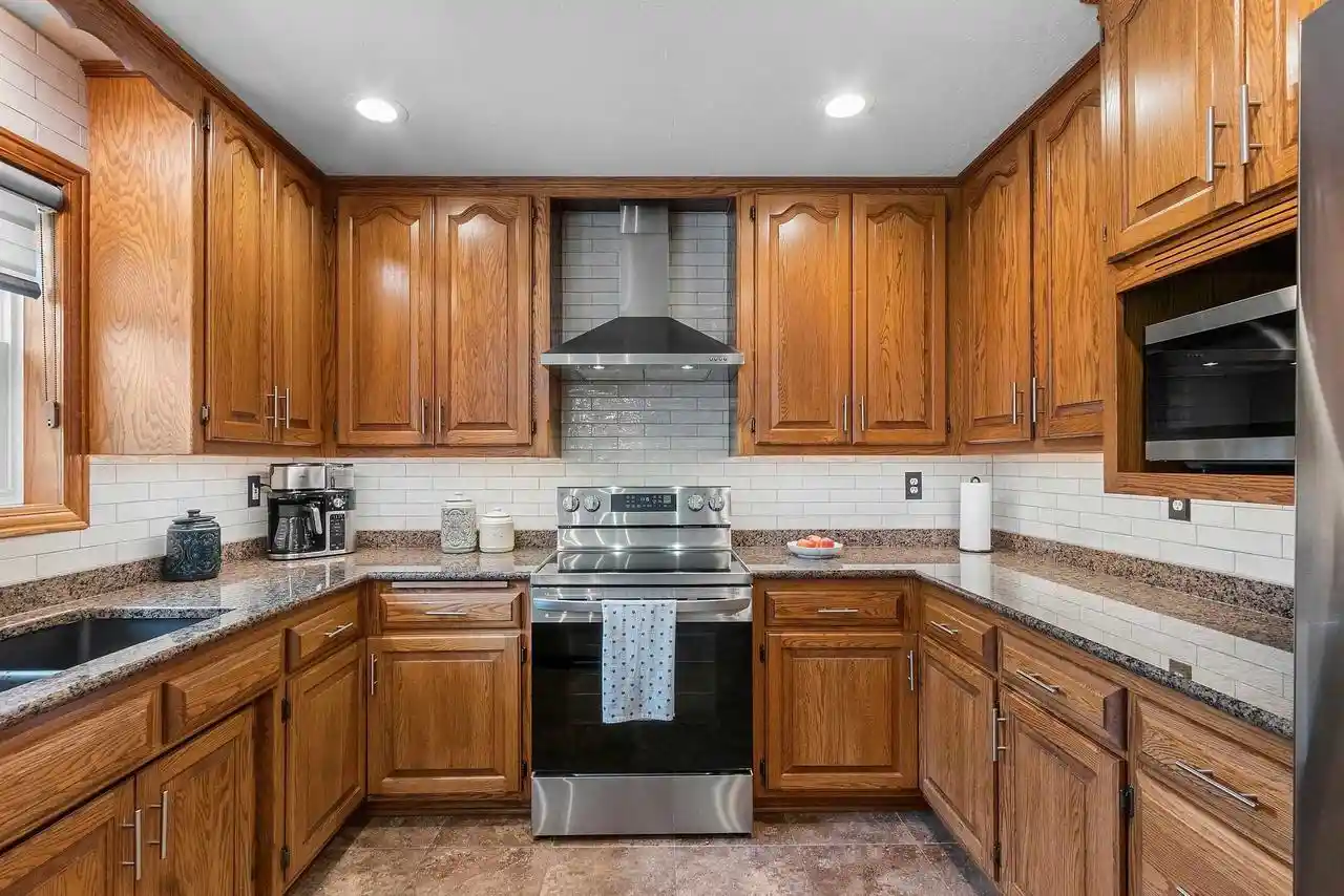 2nd image of 2842 Mayflower Road Road, Green Bay, WI 54311 | MLS# 50328841