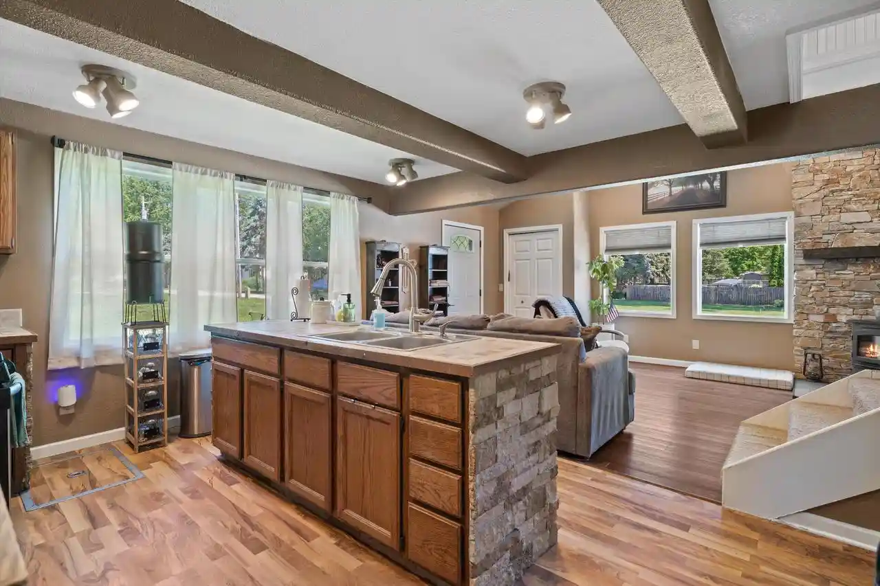 5th image of 326 Woodlawn Avenue Avenue, Burlington, WI 53105 | MLS# 1970886