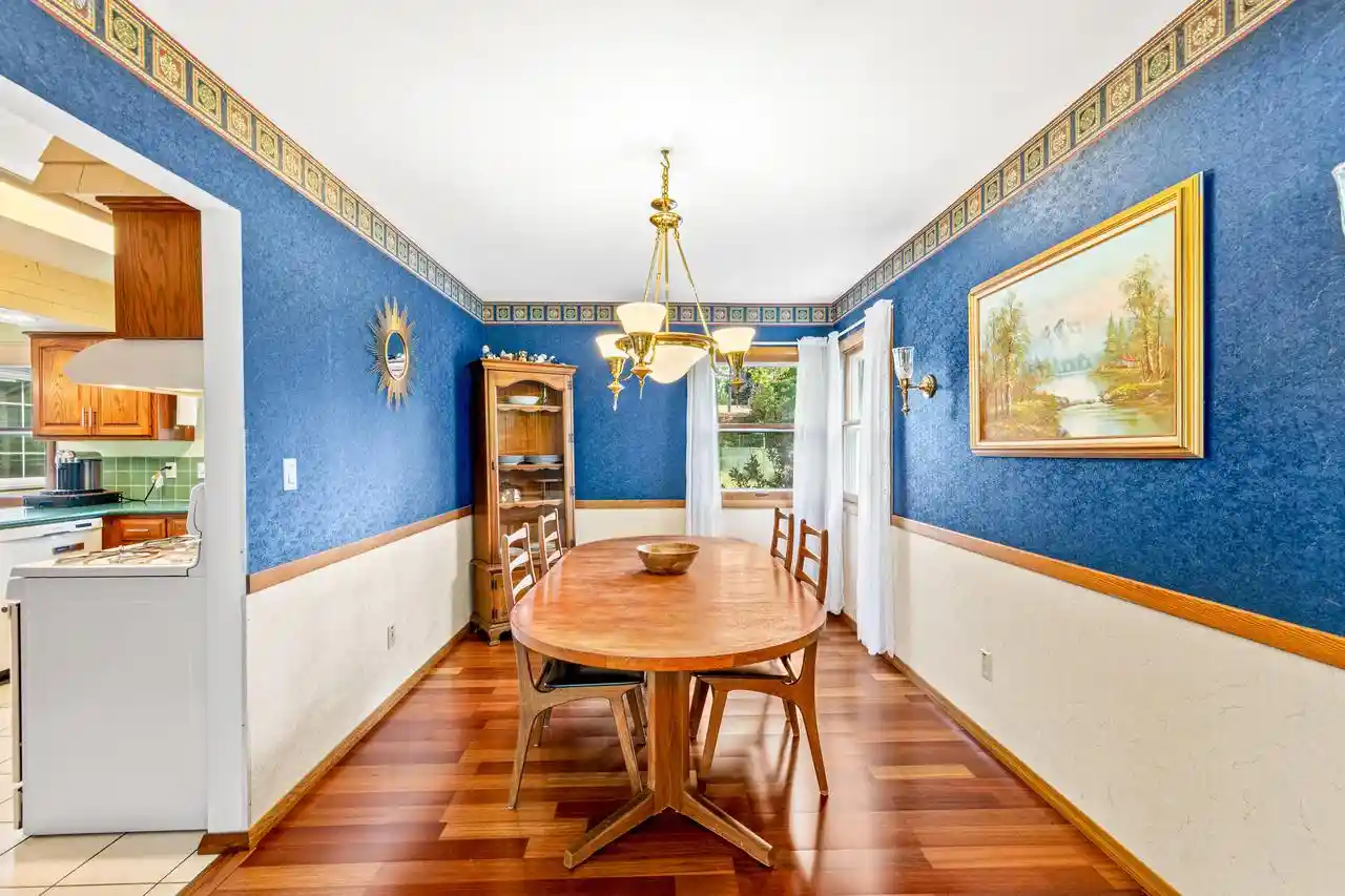 Homes for sale in South Milwaukee, WI | 706 Walnut Street Street, South Milwaukee, WI 53172 | MLS# 1970887