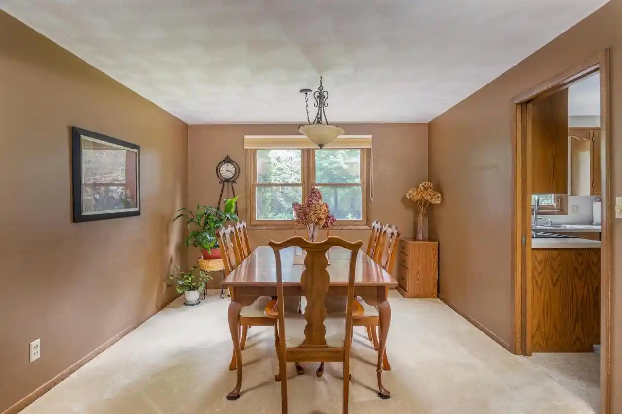 2nd image of 1715 N Viola Street Street, Appleton, WI 54911 | MLS# 50328839