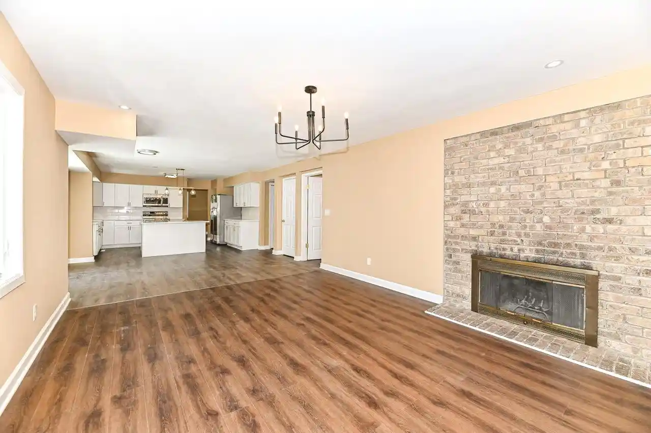 5th image of 5344 Willowview Road Road, Caledonia, WI 53402 | MLS# 1970902