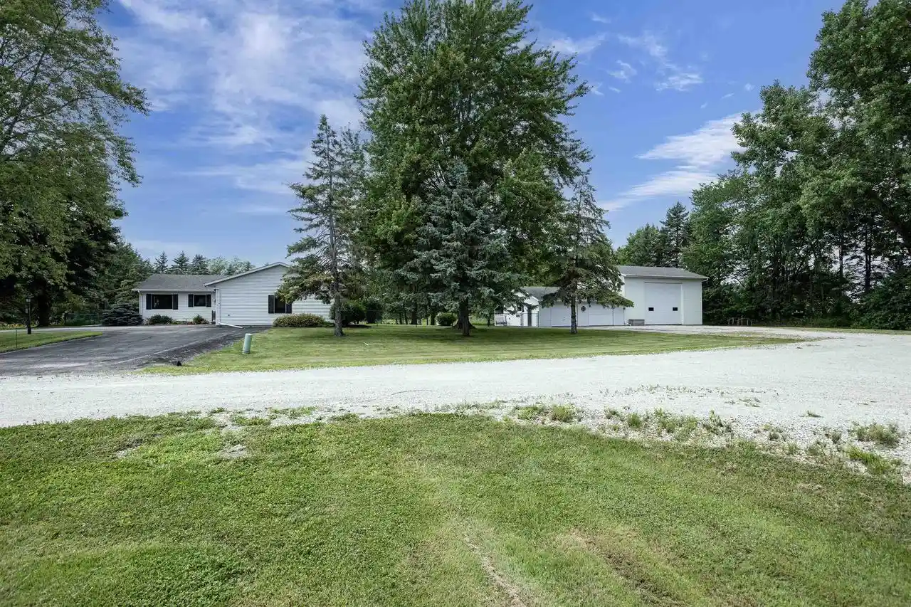 Homes for sale in Black Creek, WI | W5358 County Road A, Black Creek, WI 54106 | MLS# 50328843