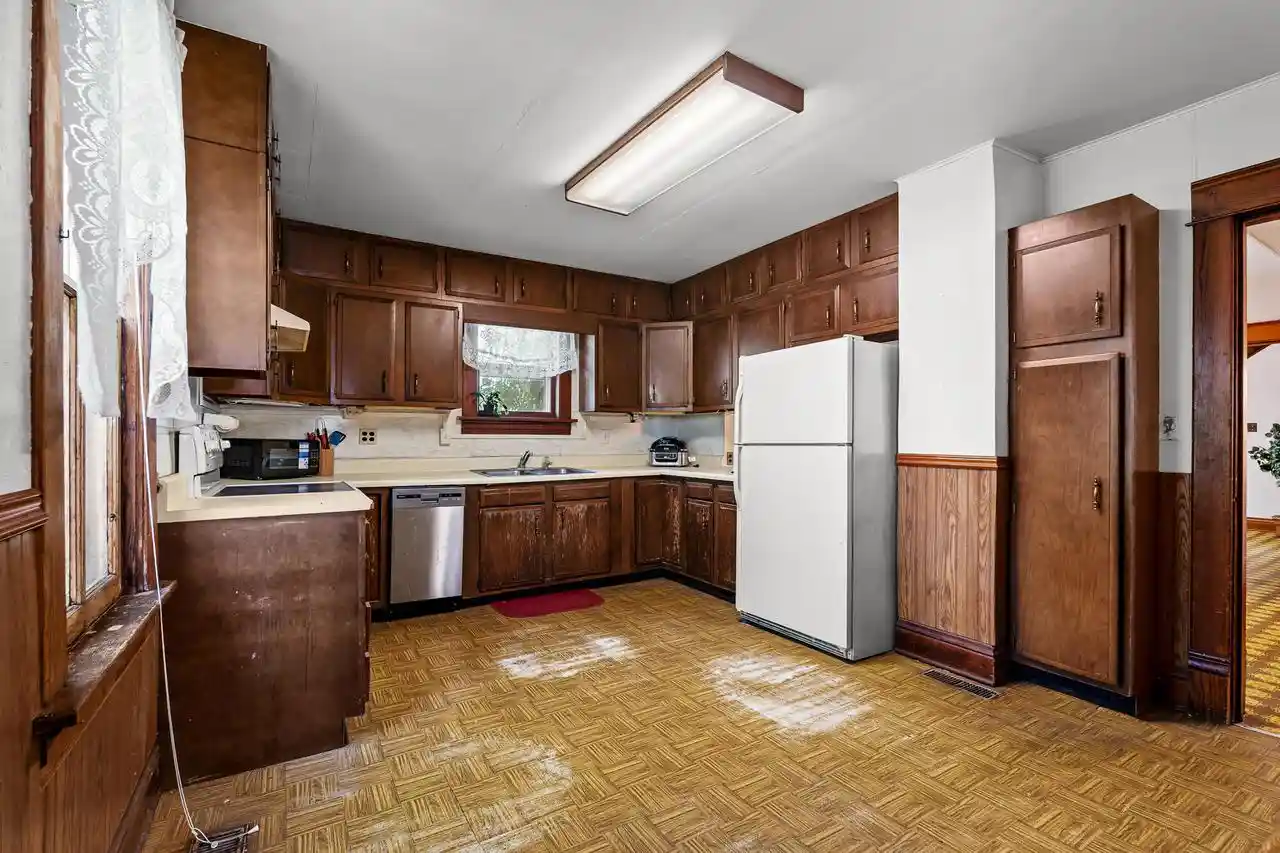 4th image of 319 Locust Street Street, Onalaska, WI 54650 | MLS# 1970907