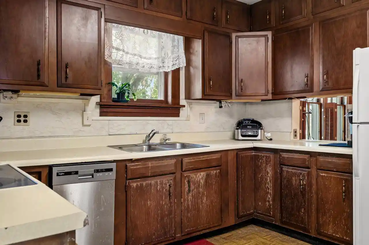 5th image of 319 Locust Street Street, Onalaska, WI 54650 | MLS# 1970907