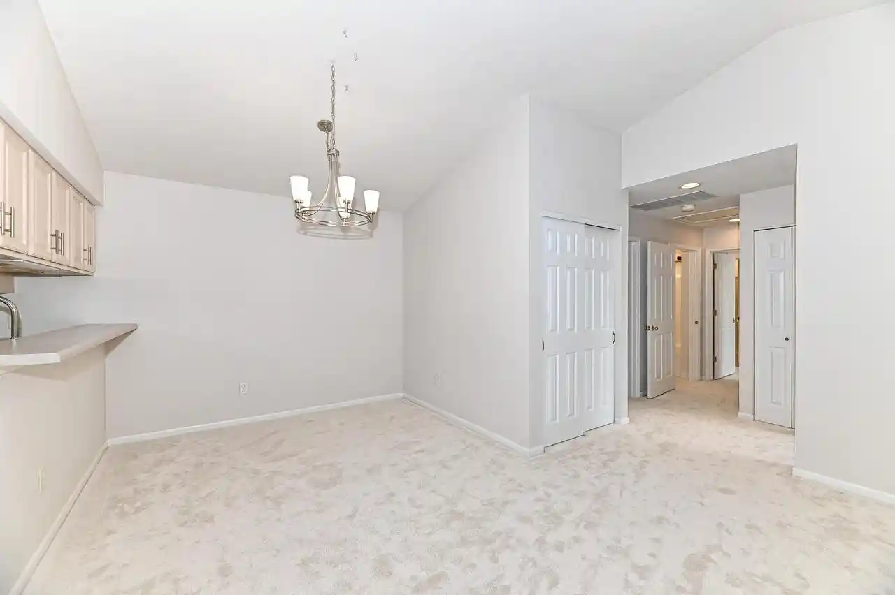 4th image of 9111 Westlake Dr Dr, Greendale, WI 53129 | MLS# 1970916