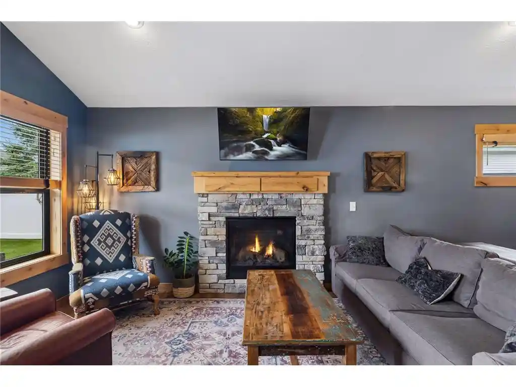 Photo 3 of Sale Pending at 3188 Newcastle Dr Dr, River Falls, WI 54022 | MLS# 7092075 | Listing updated on 2026-09-21