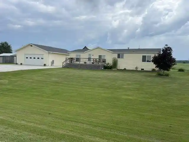 Homes for sale in Kewaunee, WI | E3714 County Road J, Kewaunee, WI 54216 | MLS# 50328787
