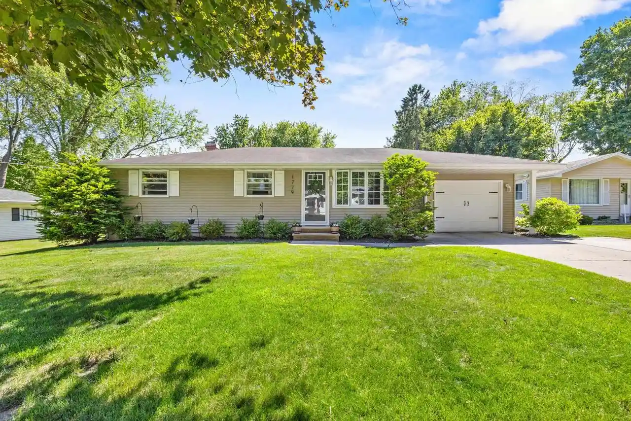 1st image of 1779 Asbury Circle Circle, Green Bay, WI 54303 | MLS# 50328818