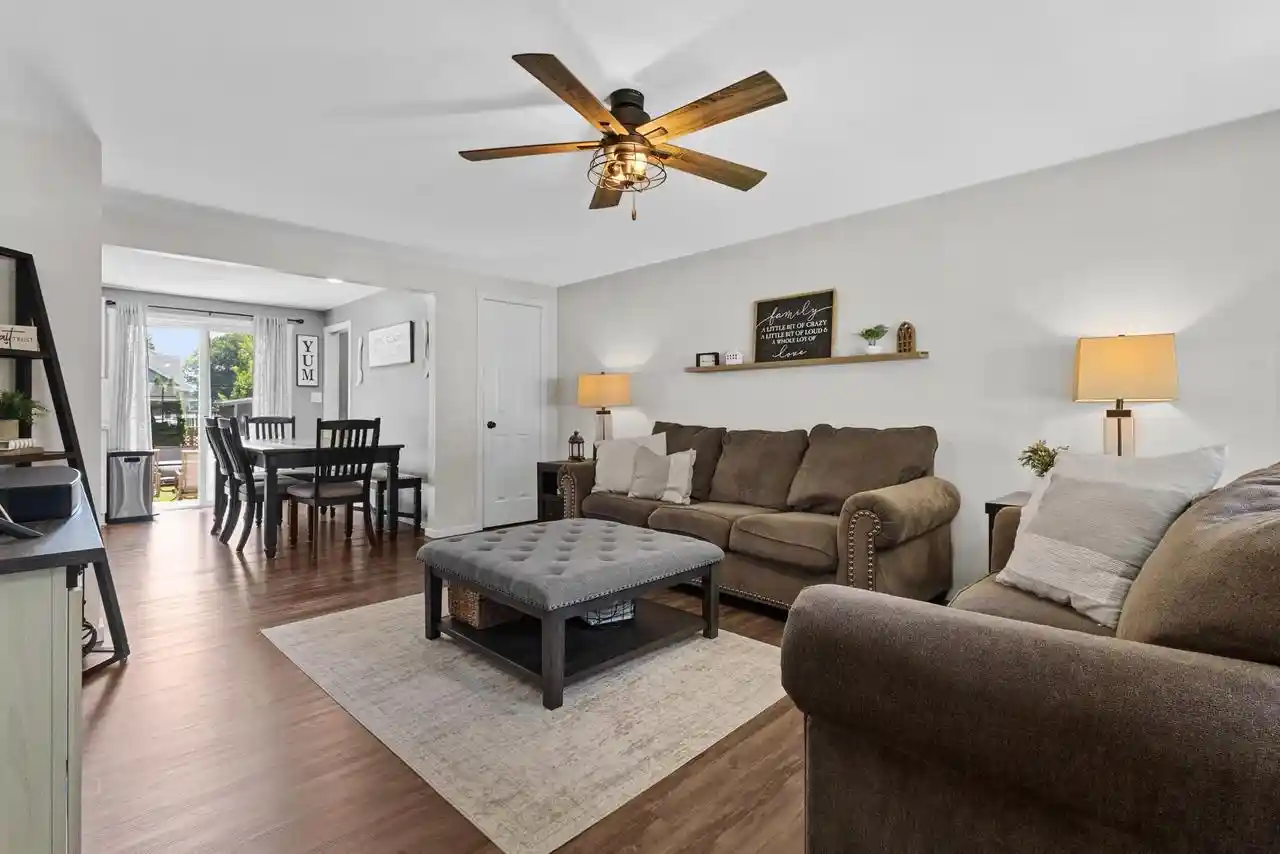 4th image of 1779 Asbury Circle Circle, Green Bay, WI 54303 | MLS# 50328818