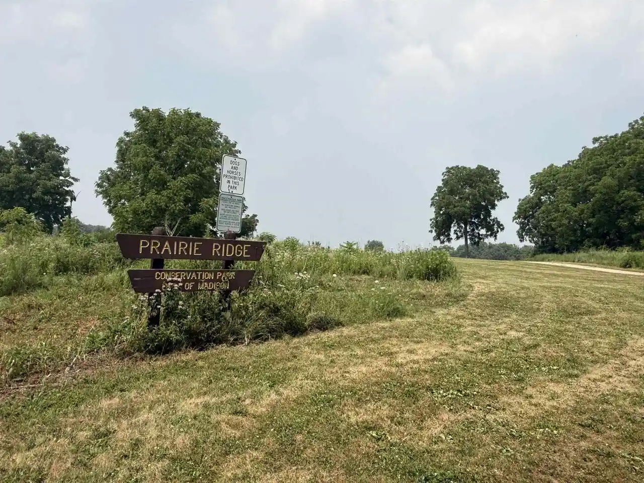 2nd image of 2518 Scenic Ridge Dr Dr, Madison, WI 53719 | MLS# 2027722