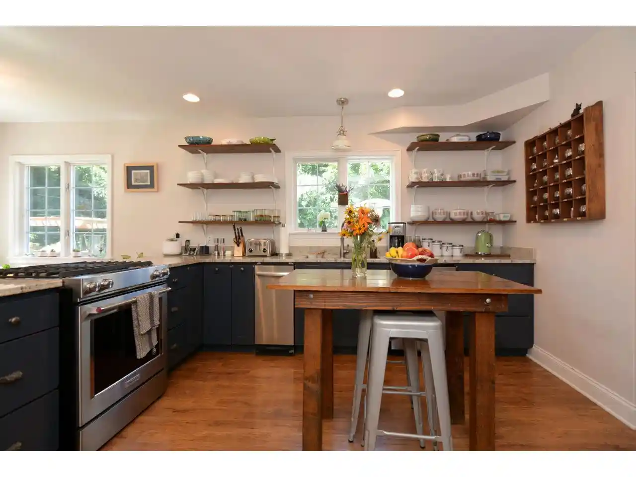 Photo 4 of Single family home for sale at 5601 Lake Mendota Dr Dr, Madison, WI 53705 | MLS# 2027725 | Listing updated on 2026-07-14