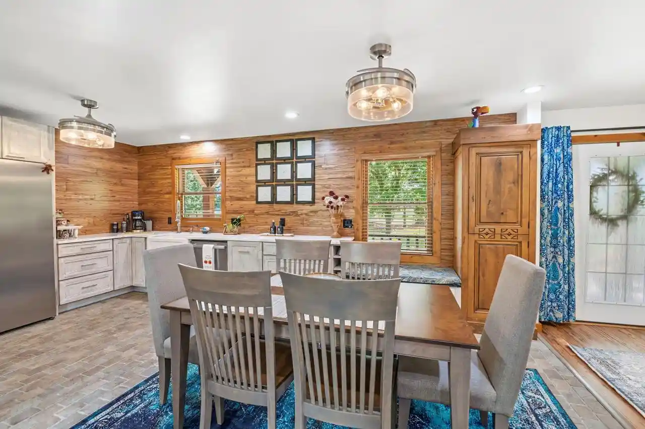 2nd image of 4526 Kolb Road Road, Oshkosh, WI 54904 | MLS# 50328873