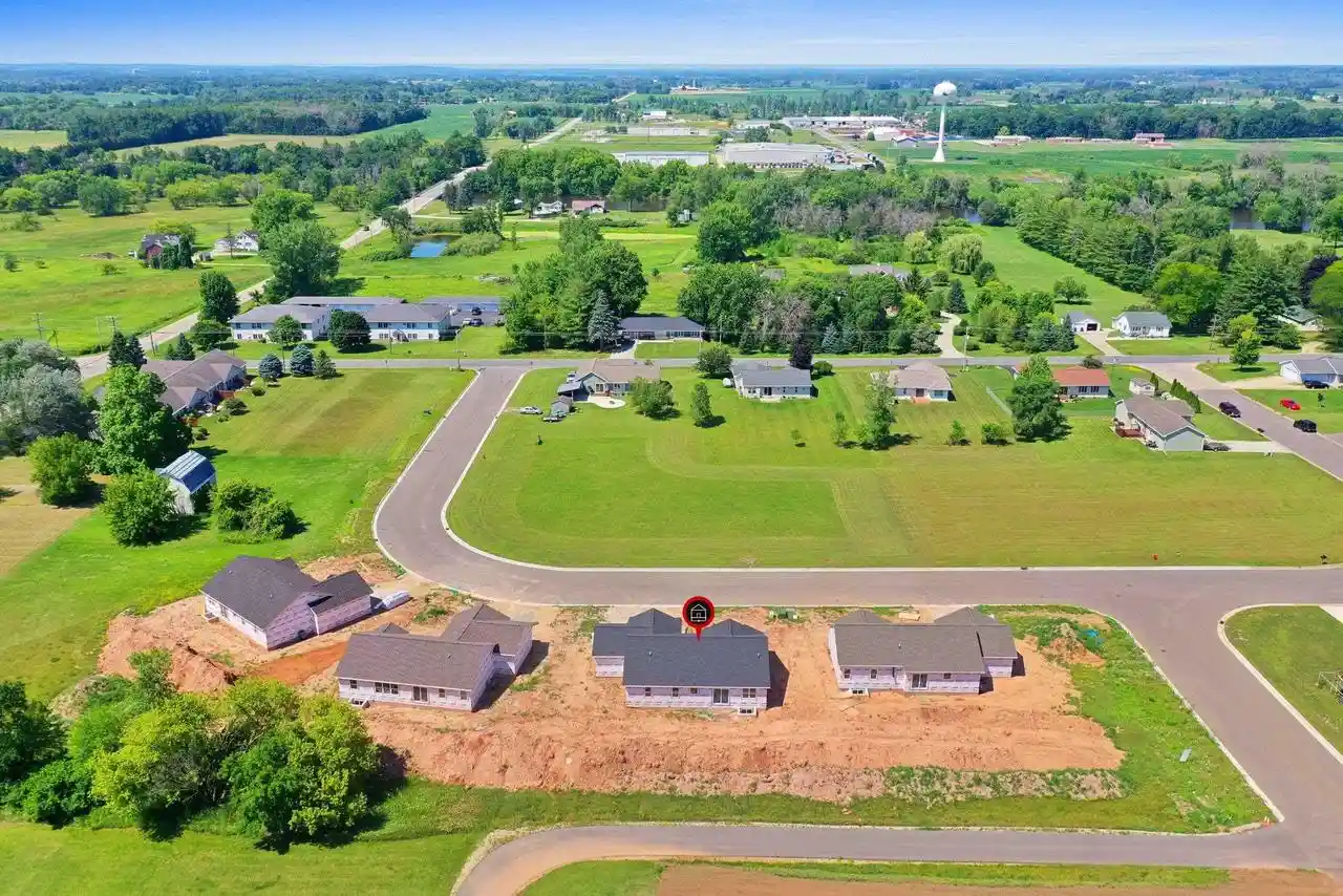 12th image of 538 Riverview Dr Dr, Berlin, WI 54923 | MLS# 50328877