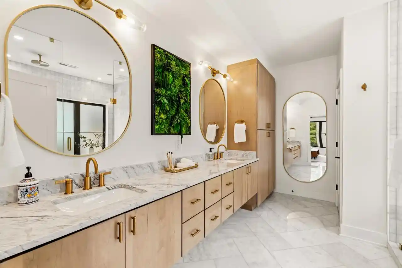Photo 27 of Mansion for sale at 2409 N Terrace Avenue Avenue, Milwaukee, WI 53211 | MLS# 1970944 | Listing updated on 2026-08-20