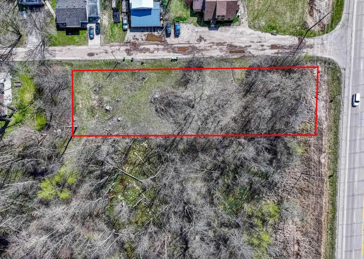 Homes for sale in Menasha, WI | N8811 Hwy 10 & 114, Menasha, WI 54952 | MLS# 50328886