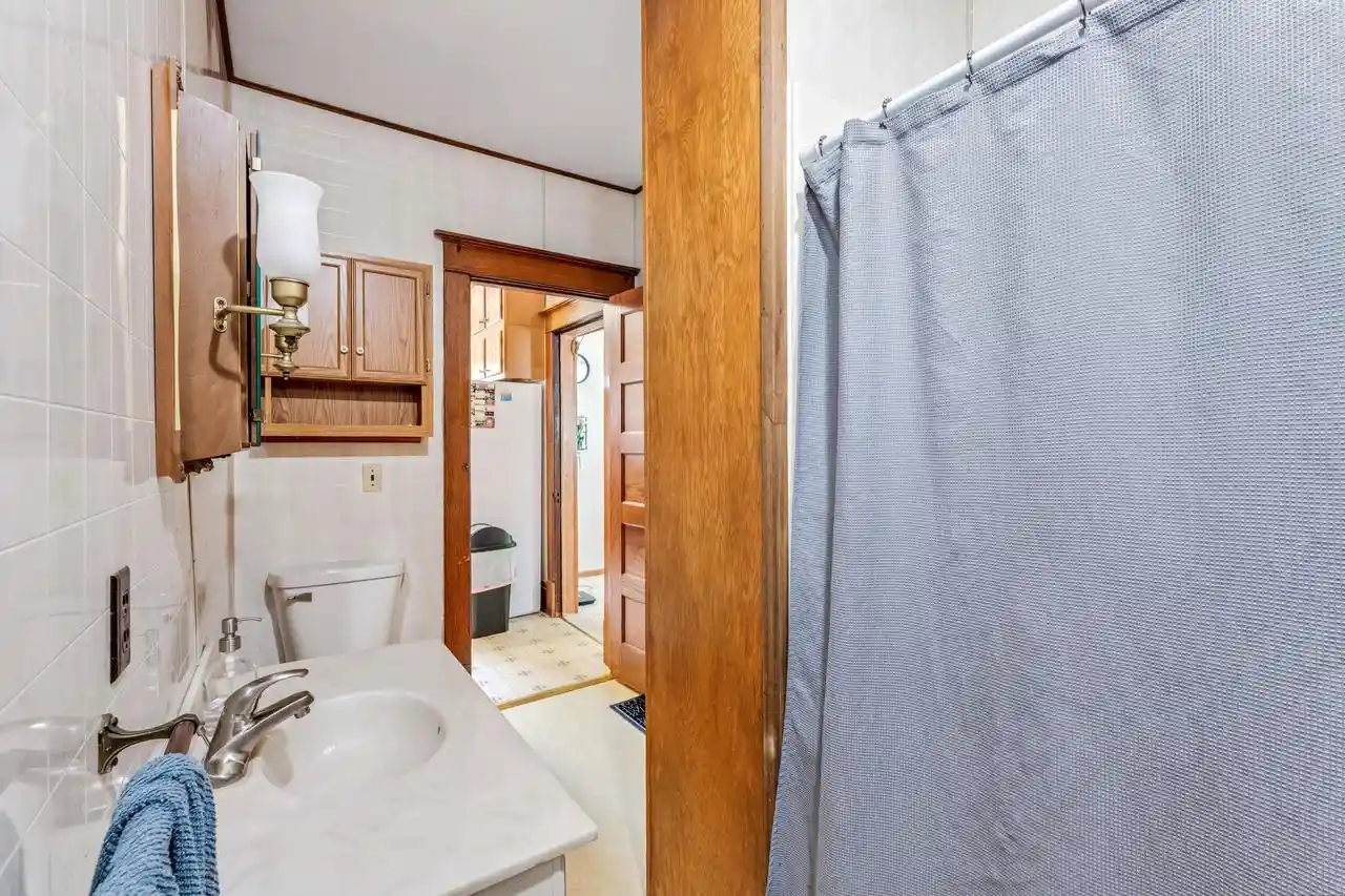 3rd image of 121 Lincoln Street E Street E, Caledonia, MN 55921 | MLS# 1970957
