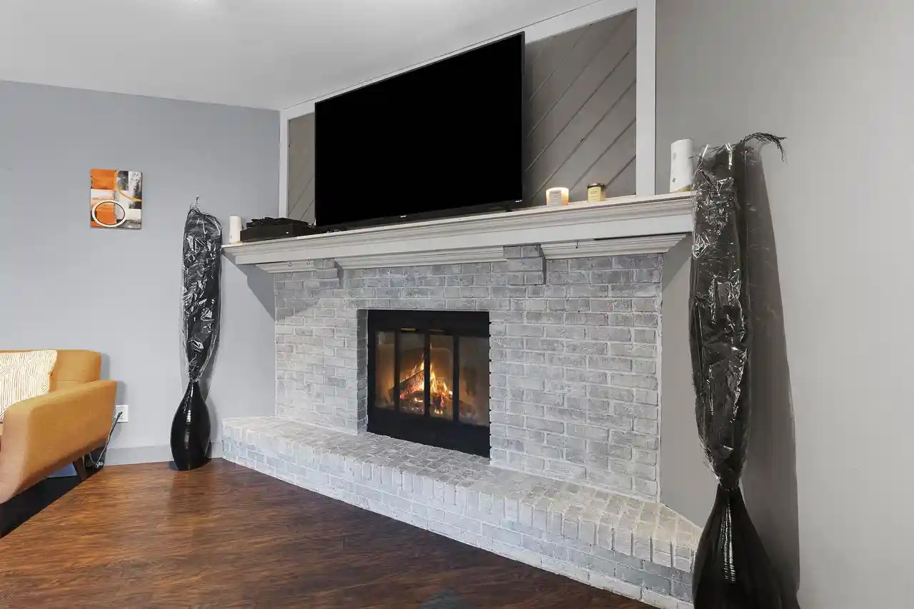 Photo 3 of Single family home for sale at 24 Greves Court Court, Appleton, WI 54914 | MLS# 50328885 | Listing updated on 2026-08-30
