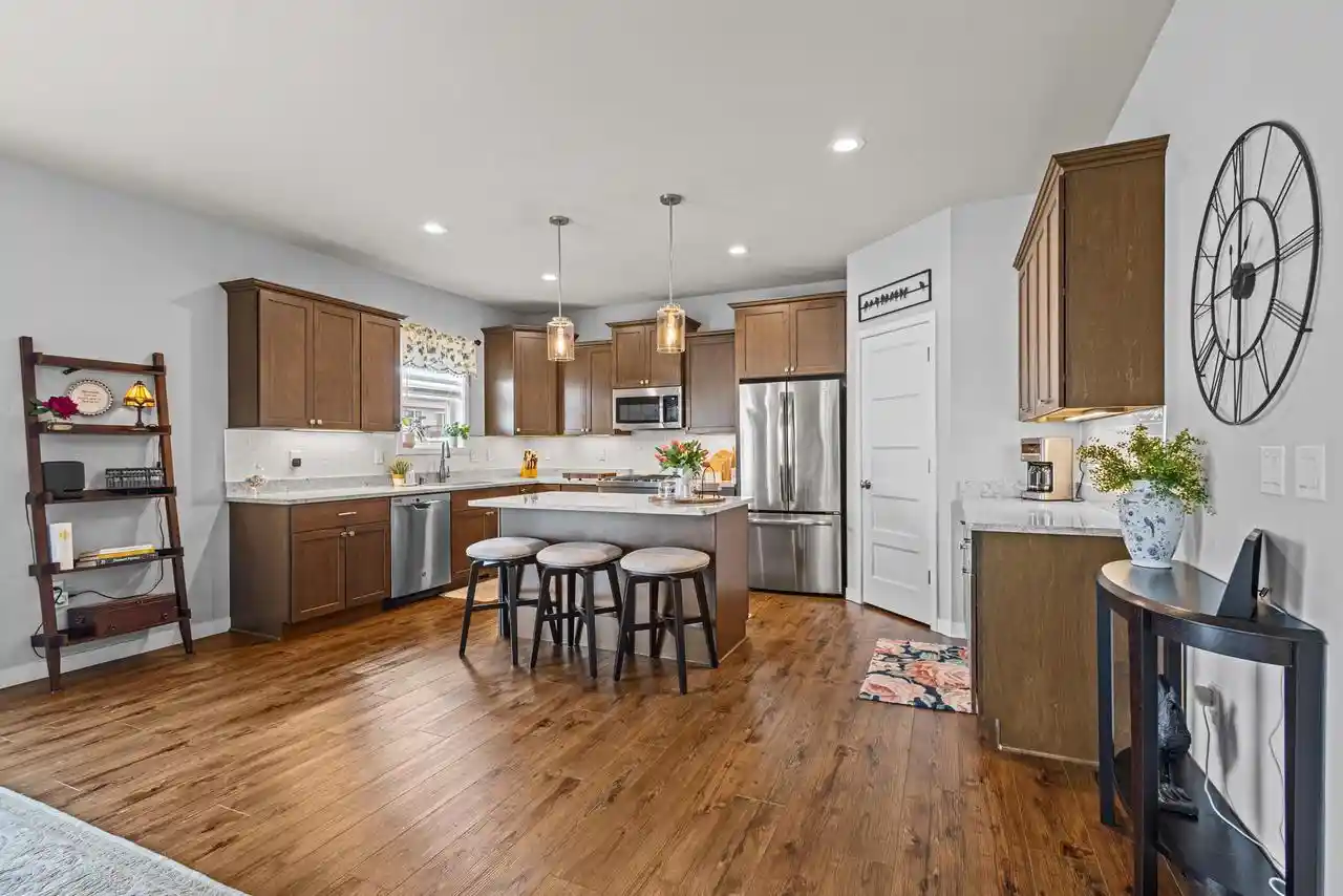4th image of 1317 Black Stallion Dr Dr, Madison, WI 53718 | MLS# 2027730