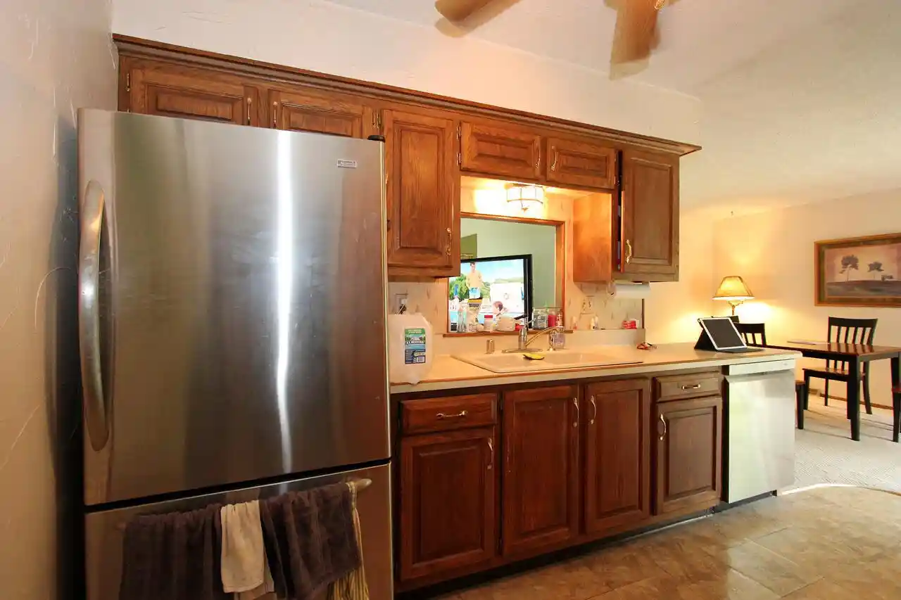 Homes for sale in Greenfield, WI | 5311 S Honey Creek Dr Dr, Greenfield, WI 53221 | MLS# 1970962