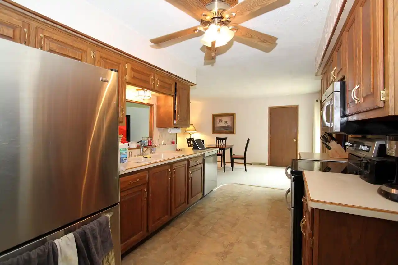 Homes for sale in Greenfield, WI | 5311 S Honey Creek Dr Dr, Greenfield, WI 53221 | MLS# 1970962