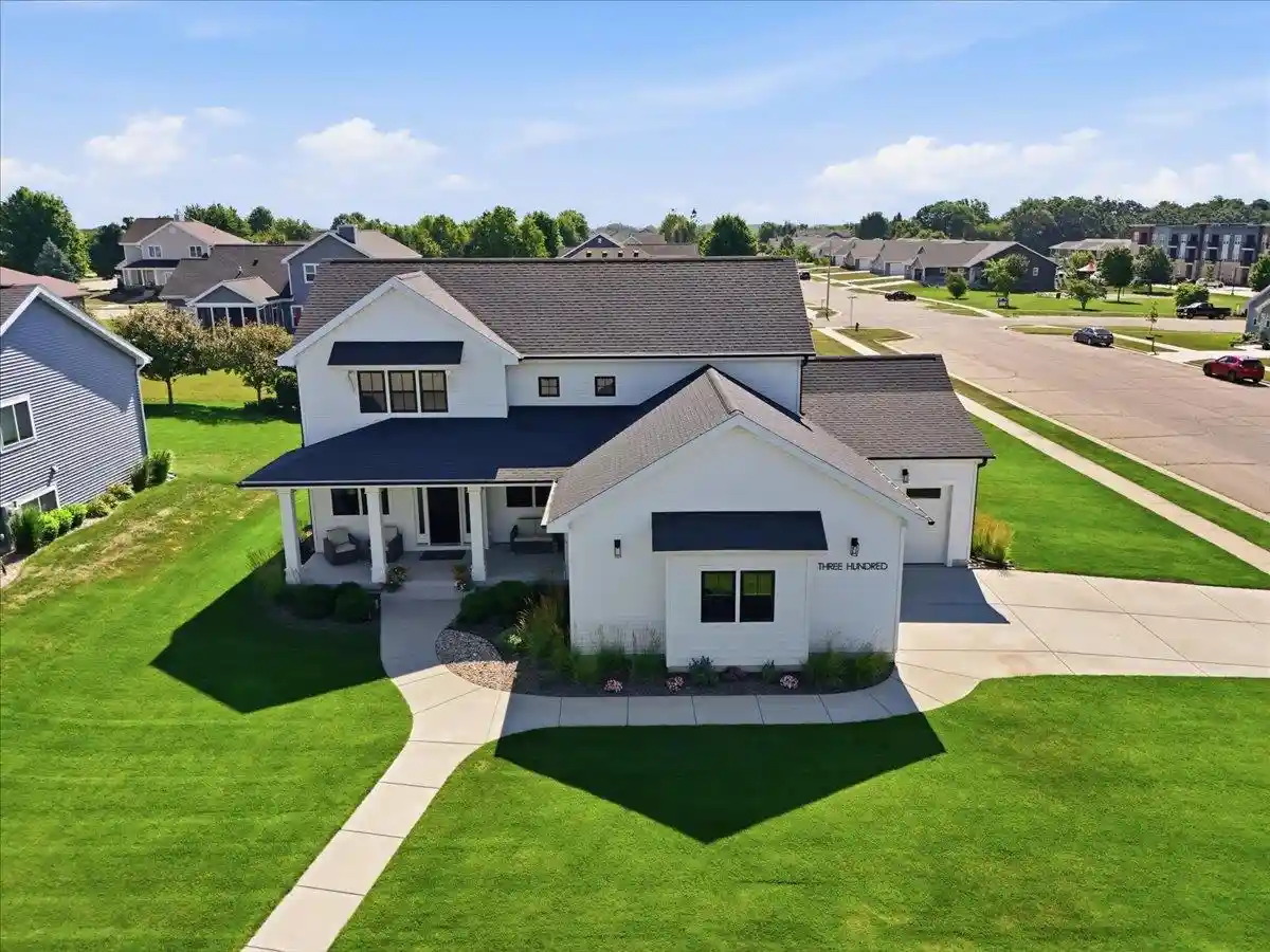1st image of 300 N Bergamont Boulevard Boulevard, Oregon, WI 53575 | MLS# 2027731