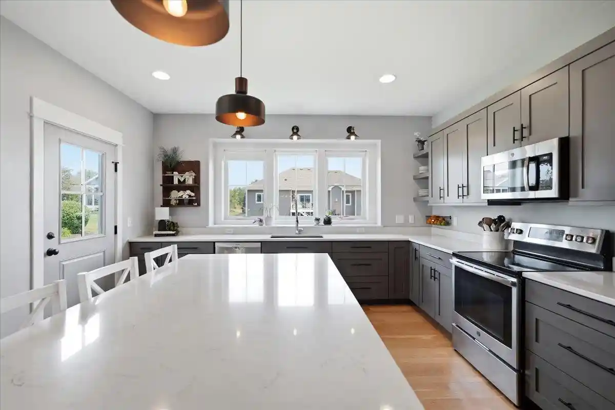 3rd image of 300 N Bergamont Boulevard Boulevard, Oregon, WI 53575 | MLS# 2027731
