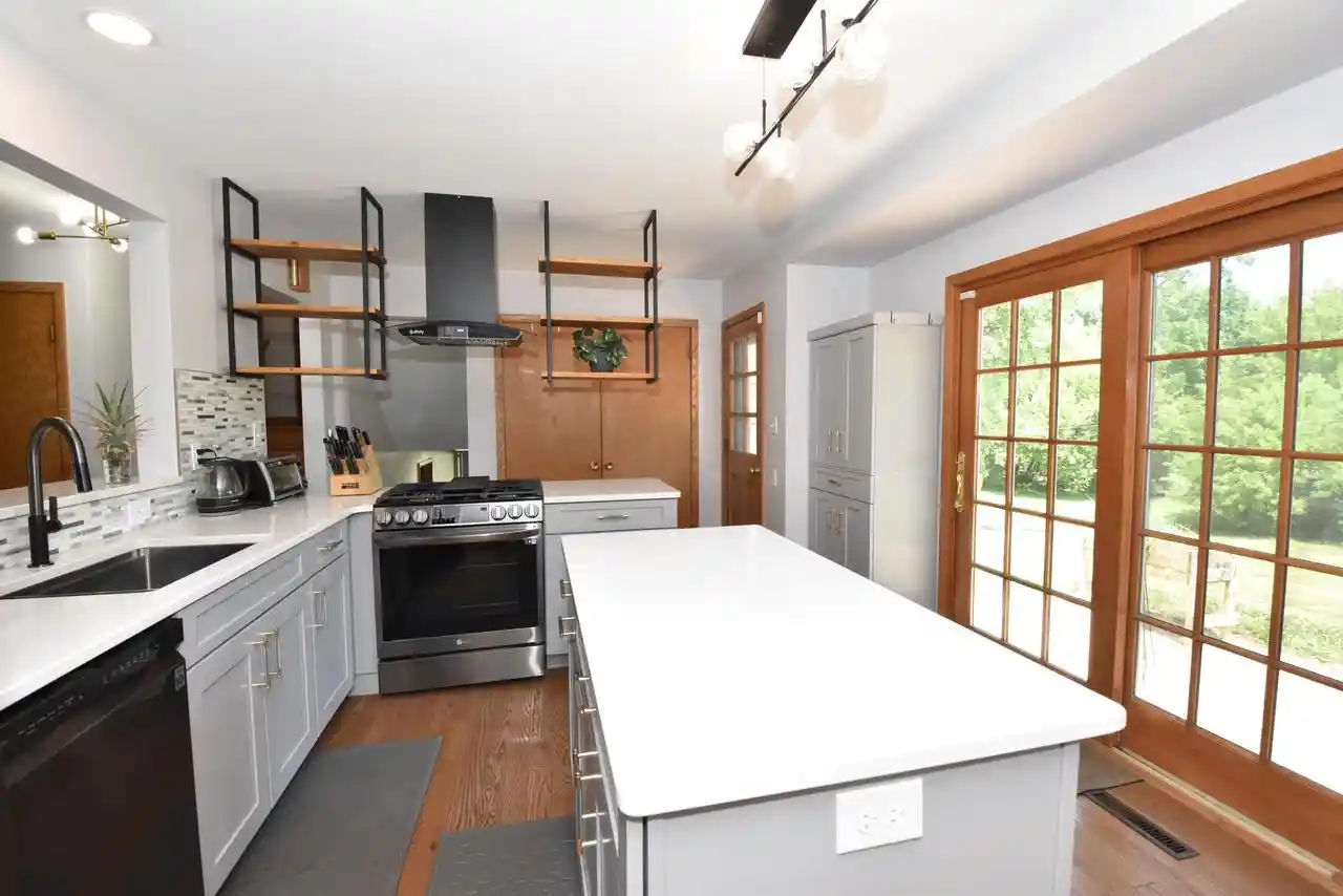 36th image of 1840 Alverno Dr Dr, Brookfield, WI 53005 | MLS# 1970986