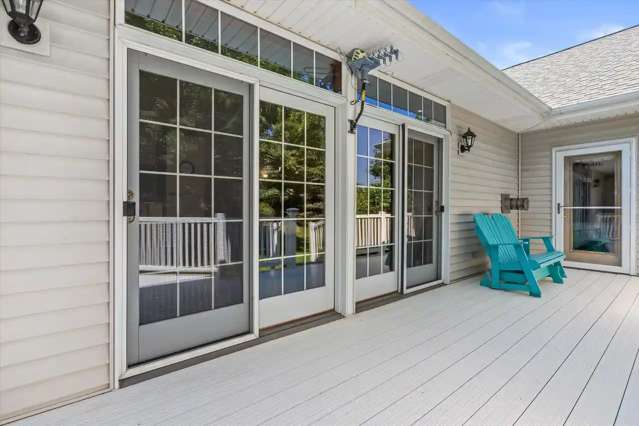 54th image of 293 Cardinal Lane Lane, Hartland, WI 53029 | MLS# 1970998