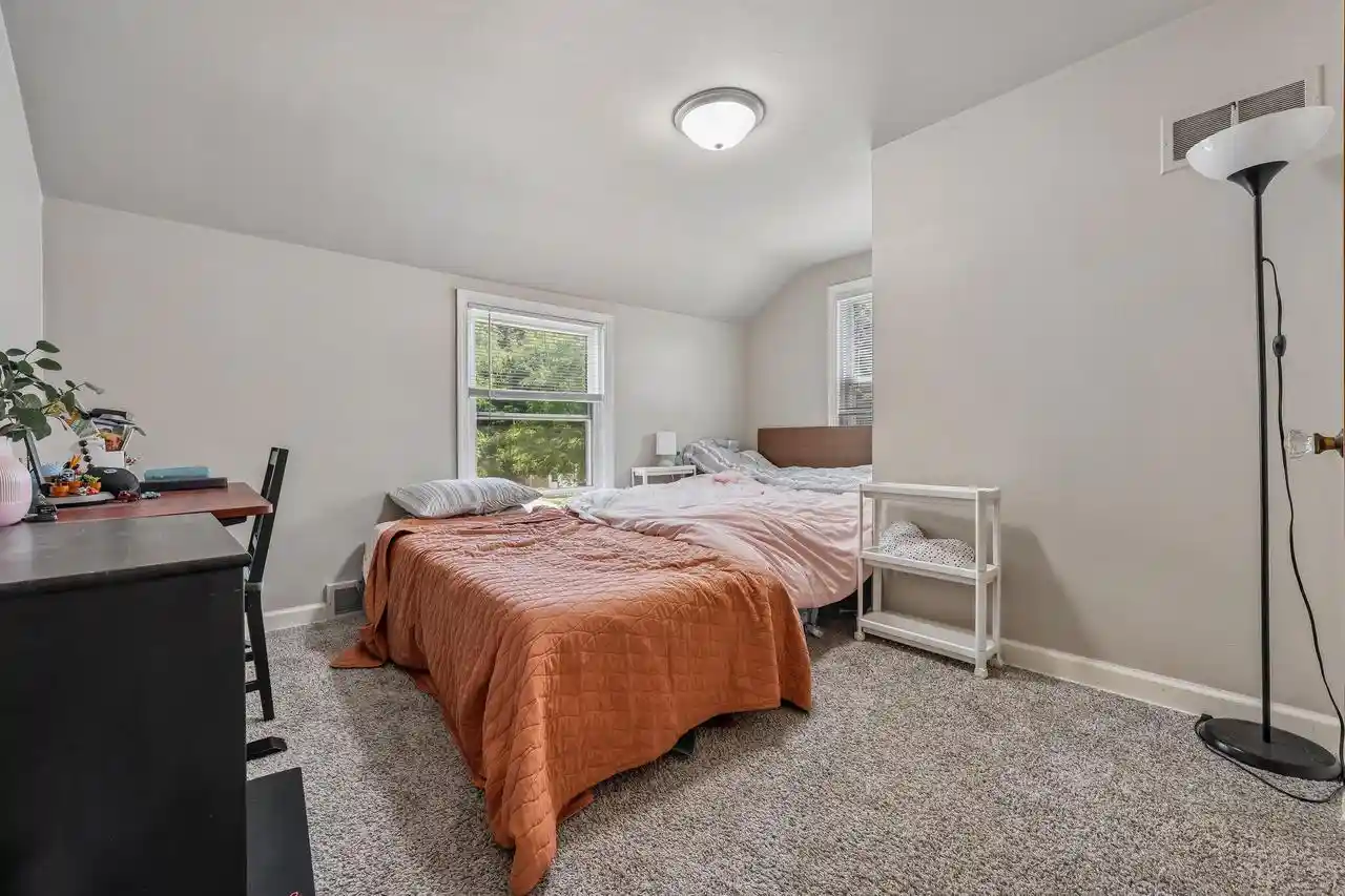 Homes for sale in Whitefish Bay, WI | 5451 N Kent Avenue Avenue, Whitefish Bay, WI 53217 | MLS# 1971015