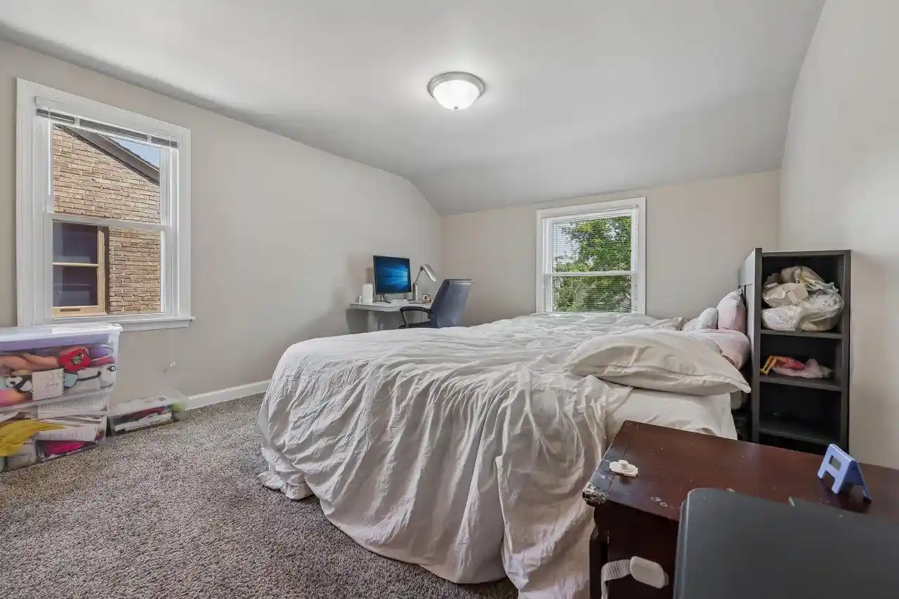 Homes for sale in Whitefish Bay, WI | 5451 N Kent Avenue Avenue, Whitefish Bay, WI 53217 | MLS# 1971015