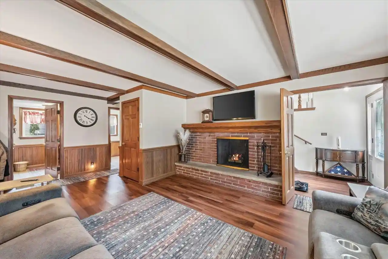 2nd image of 2789 N Mayfair Court Court, Milwaukee, WI 53222 | MLS# 1971017