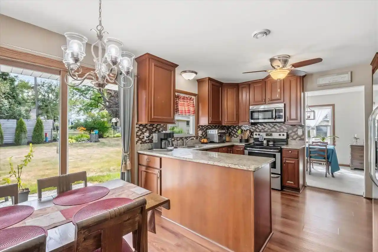 37th image of 2789 N Mayfair Court Court, Milwaukee, WI 53222 | MLS# 1971017