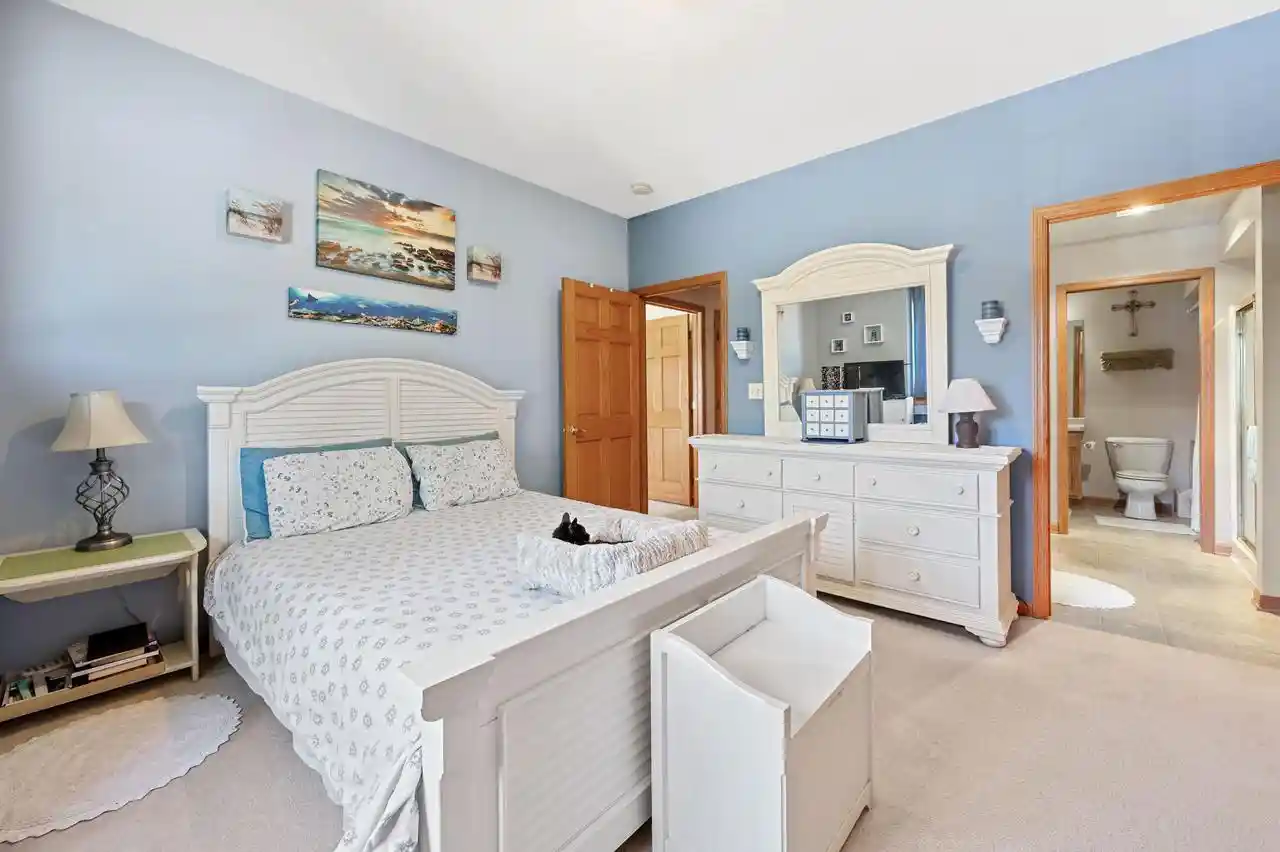 3rd image of W190N16180 Andrea Way Way, Jackson, WI 53037 | MLS# 1971020