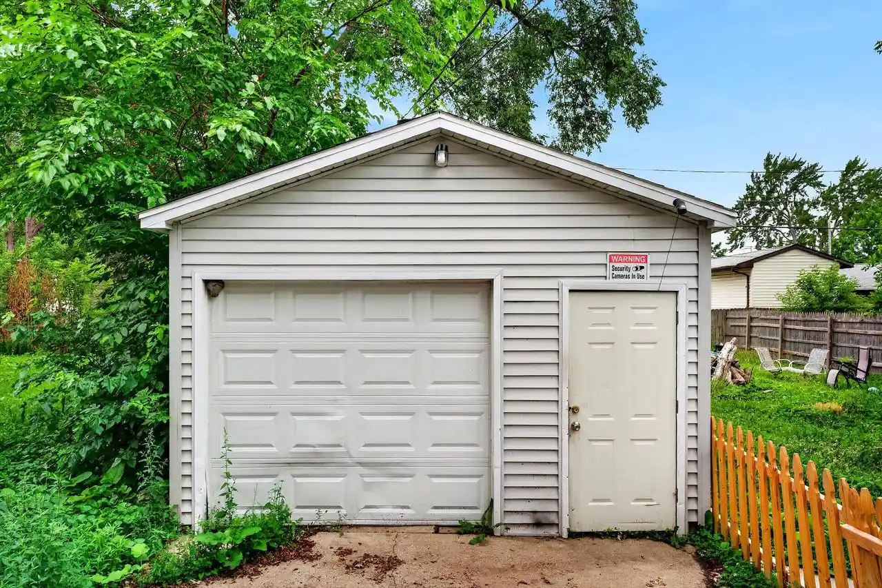 Photo 3 of Single family home for sale at 4765 N 48Th Street Street, Milwaukee, WI 53218 | MLS# 1971023 | Listing updated on 2026-10-05