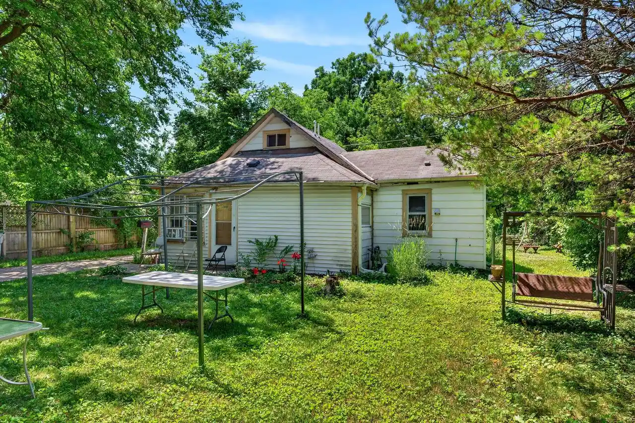Photo 3 of Single family home for sale at 4917 N 47Th Street Street, Milwaukee, WI 53218 | MLS# 1971025 | Listing updated on 2026-10-05
