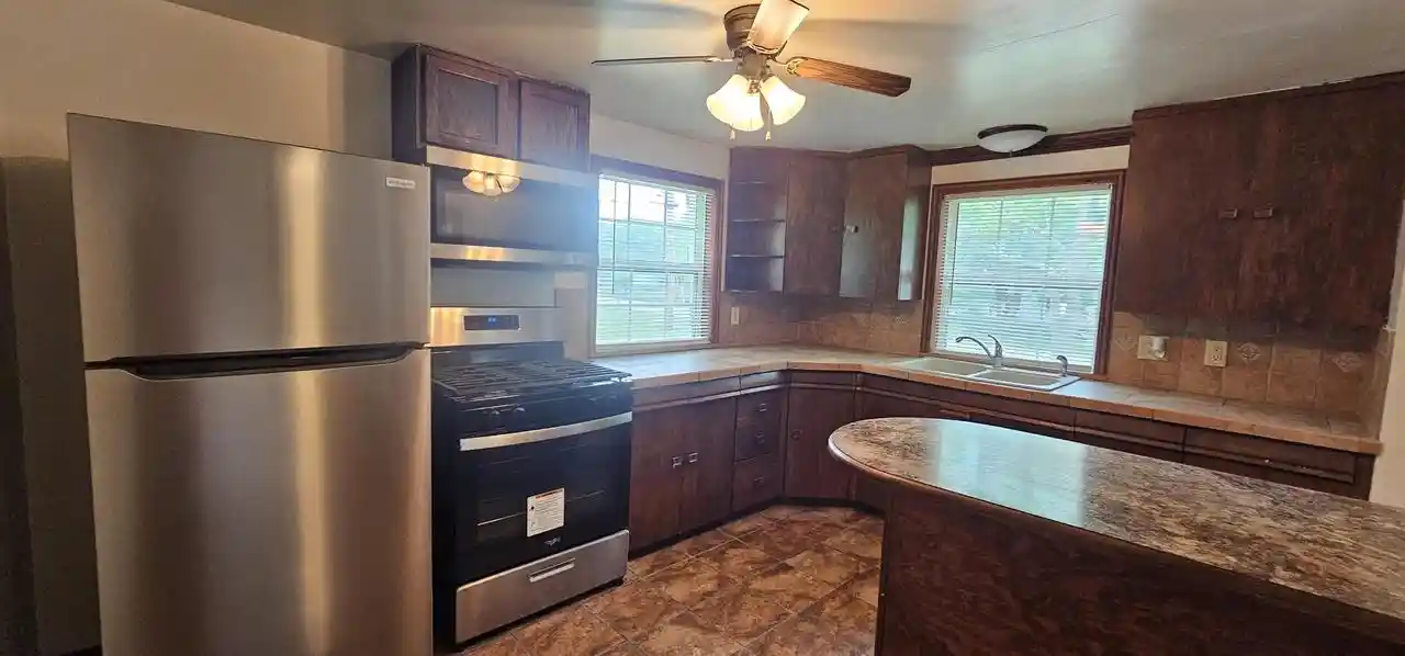 Photo 1 of Single family home for sale at 11102 82Nd Street Street, Pleasant Prairie, WI 53158 | MLS# 1971036 | Listing updated on 2026-10-02