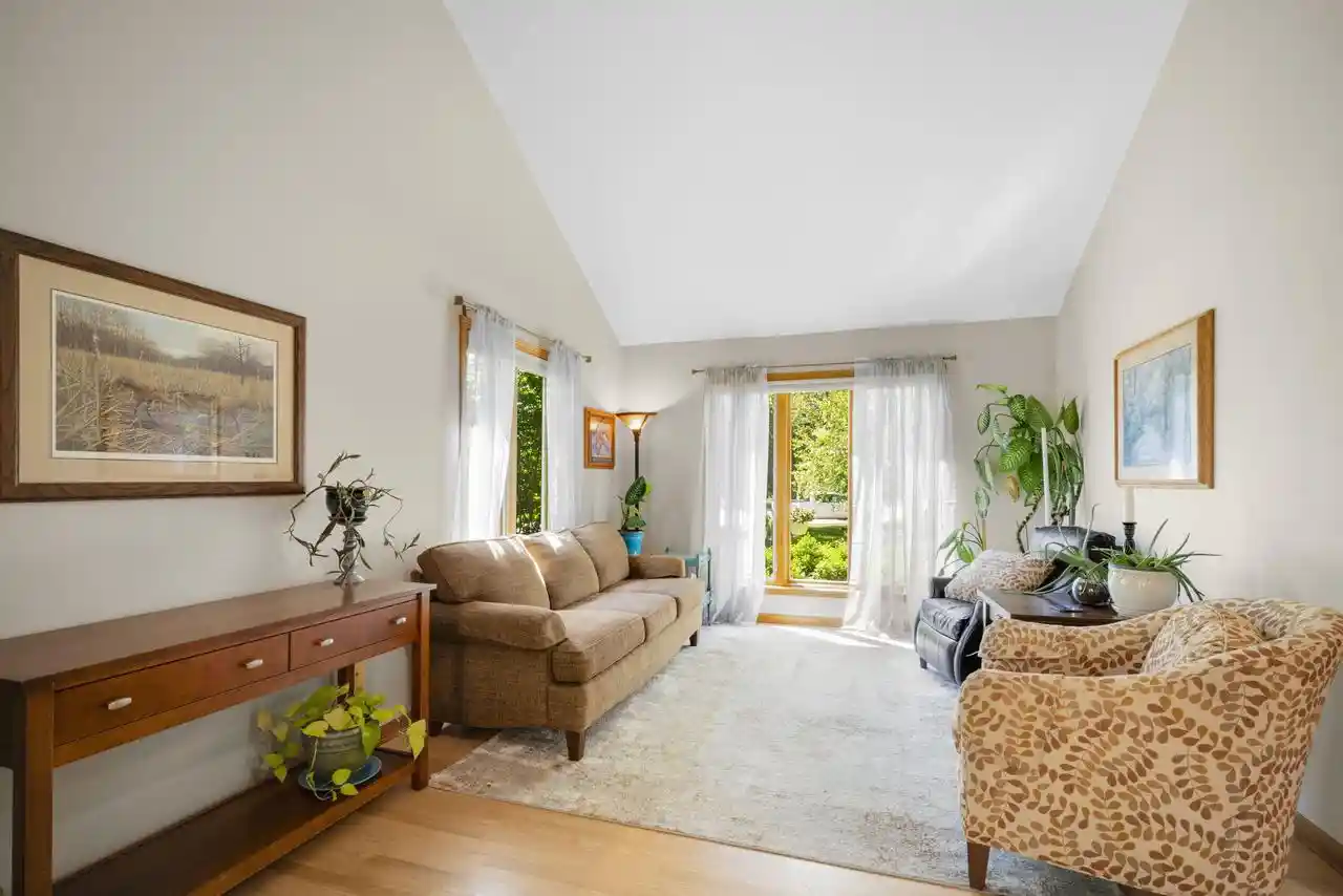 38th image of 2819 Killarney Court Court, West Bend, WI 53095 | MLS# 1971041