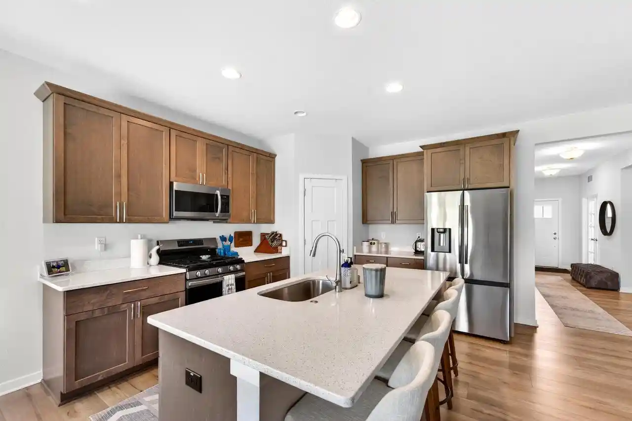 4th image of N67W25380 Aspen Lane Lane, Sussex, WI 53089 | MLS# 1971042